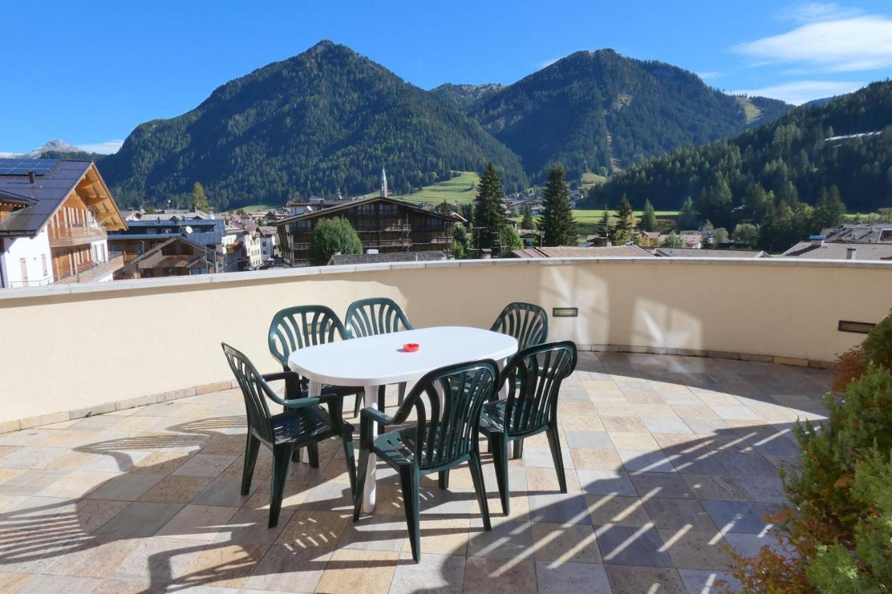 La Meisules Pozza di Fassa Kültér fotó